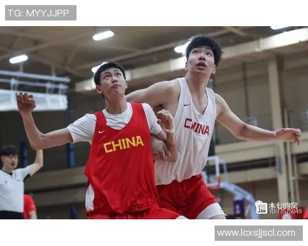 余嘉豪的成长之路：从青涩少年到篮球场上的闪耀明星