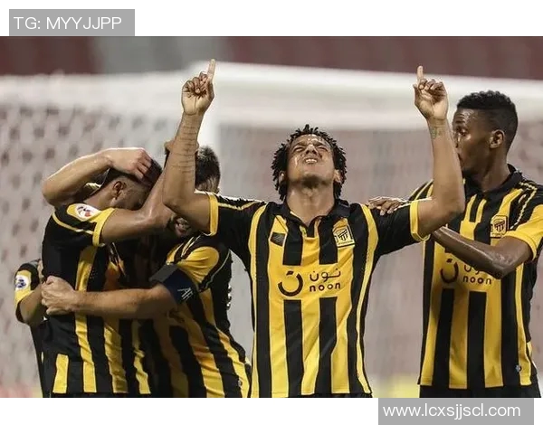 利雅得与波利斯的较量谁能在足球场上笑到最后